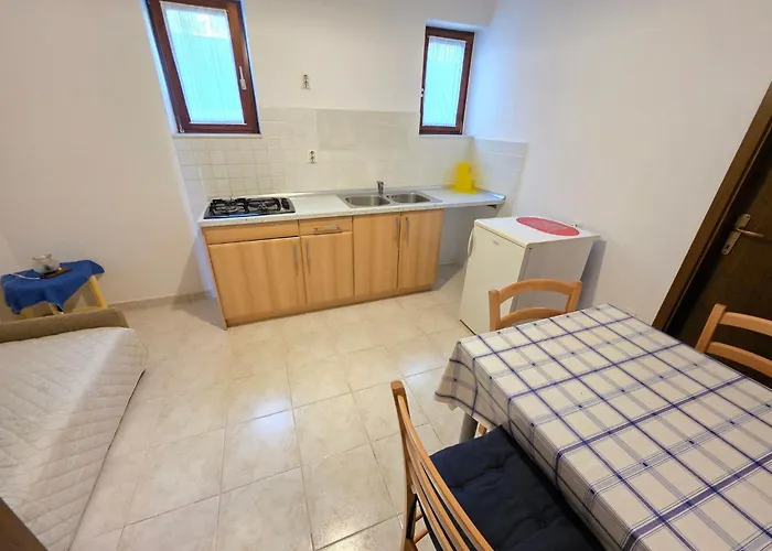 In Mit Terrasse Fuer 2-3 Personen By Interhome Appartement *