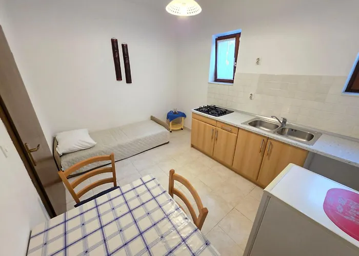 In Mit Terrasse Fuer 2-3 Personen By Interhome Apartament